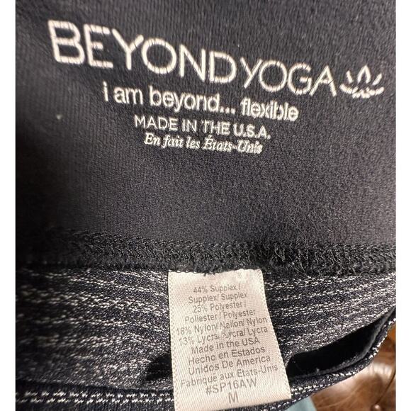 Beyond Yoga Leggings Womens Sz M Titanium Pinstripe Mid Rise Wide Waistband EC - Picture 4 of 16